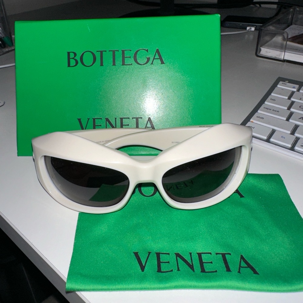 Bottega Veneta cyclone sunglasses
